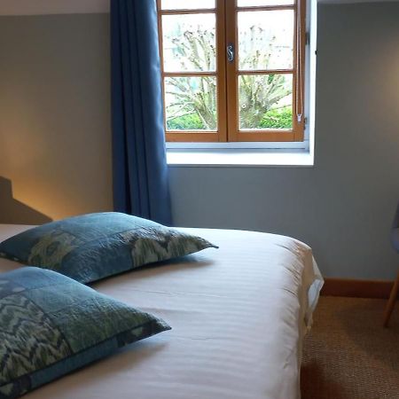 Gite Et Chambres D'Hotes Le Chene Billault Pouant Bagian luar foto
