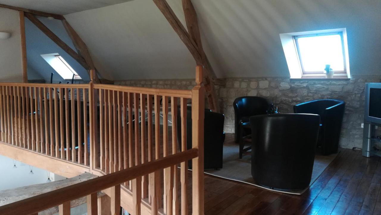 Gite Et Chambres D'Hotes Le Chene Billault Pouant Bagian luar foto
