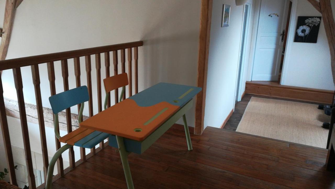 Gite Et Chambres D'Hotes Le Chene Billault Pouant Bagian luar foto