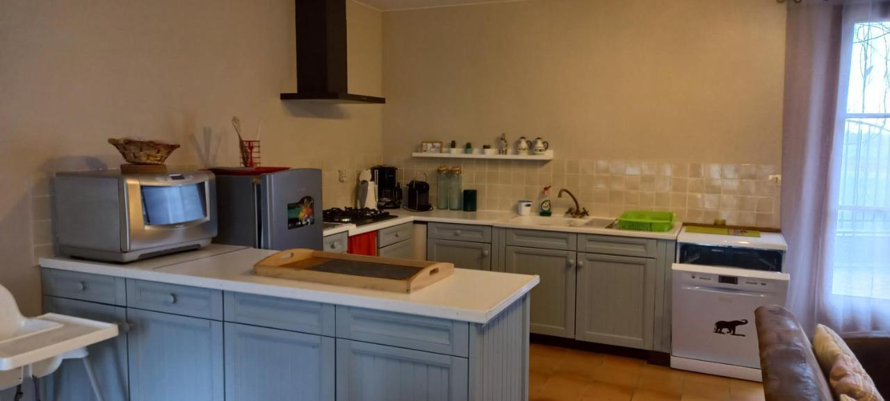 Gite Et Chambres D'Hotes Le Chene Billault Pouant Bagian luar foto